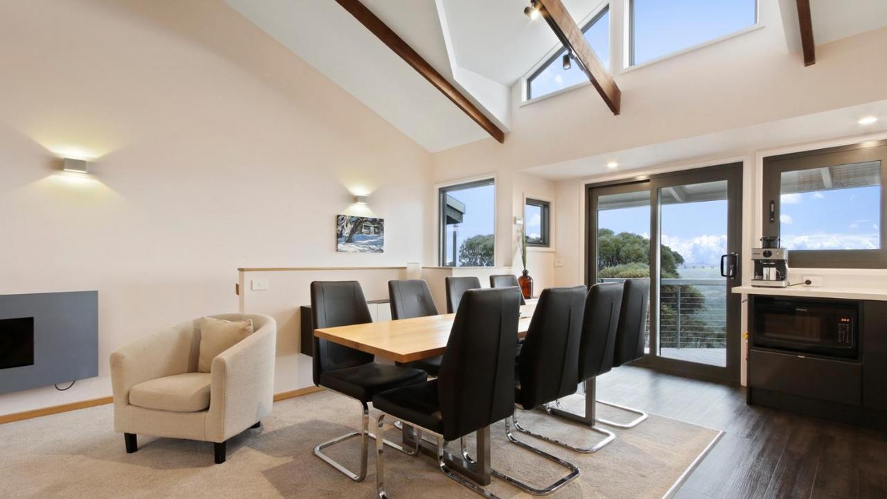 Snowtel 4 Villa Mount Hotham Exterior photo